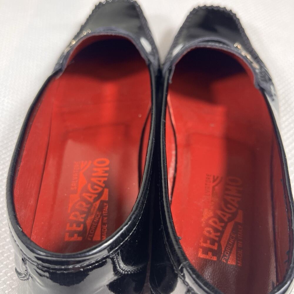 Salvatore Ferragamo Loafers Gancini Square Toe Low Heel Enamel 7.5 SN 4297 - Picture 6 of 10